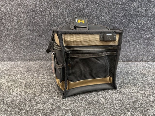 1599974-3 Verktygsväska CLC CL1001528 28 cm