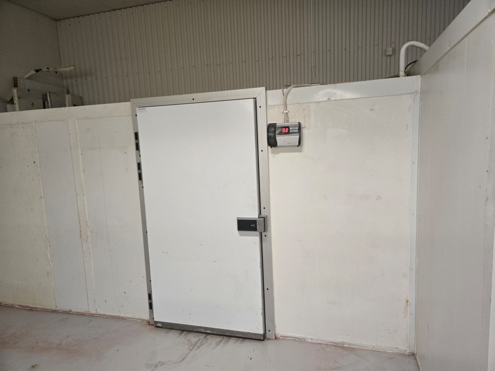 1473841-1 Cold room with compressor Dismantled