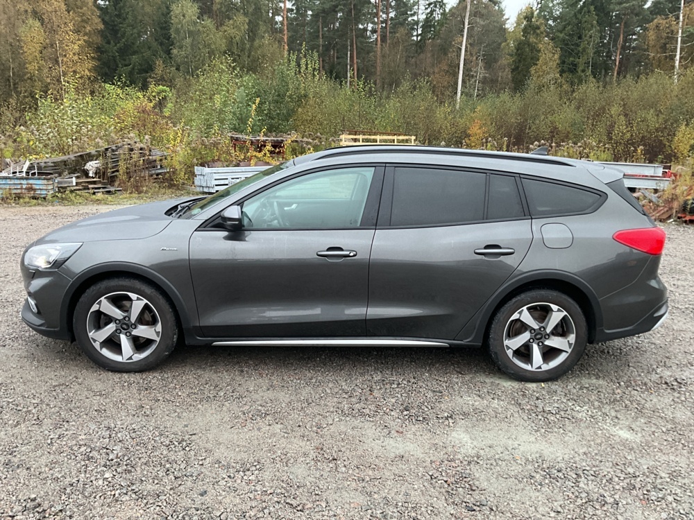 1473843-2 Ford Focus Active Kombi 1.0 EcoBoost Hybrid Manuell, 125hk, 2021