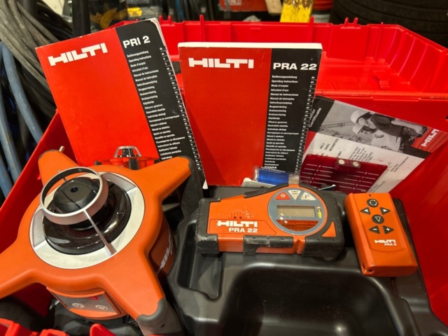 1486449-2 Rotationslaser med mottagare och fjärrkontroll – Hilti PRI 2 / PRA 22 / PRA 2
