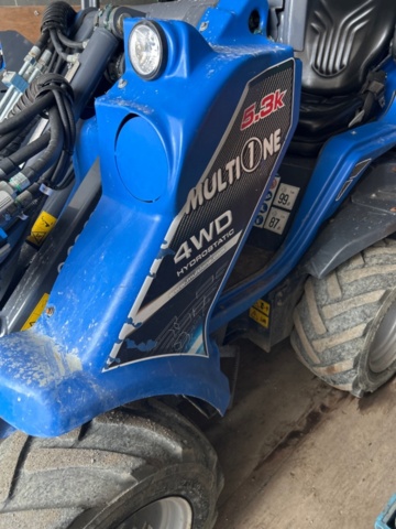 1486434-10 Kompaktlastare MultiOne 5.3K 4WD Hydrostat med teleskoparm, skopa och gafflar – 2020