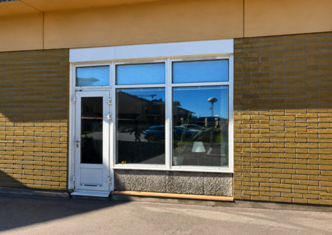 Aluminiumbeklädda träfönster 10x22 – 9 st – H-fönster