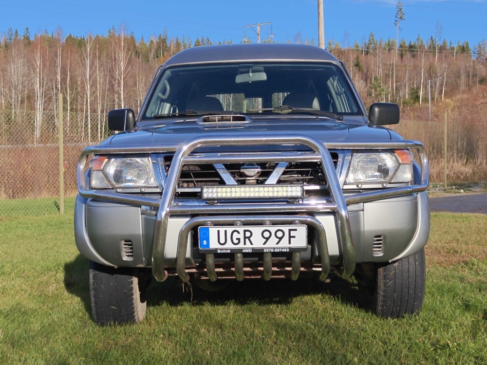 1581766-2 Nissan Patrol GR 5-dörrars SUV 3.0 Di Turbo 4WD, 158hk -2002