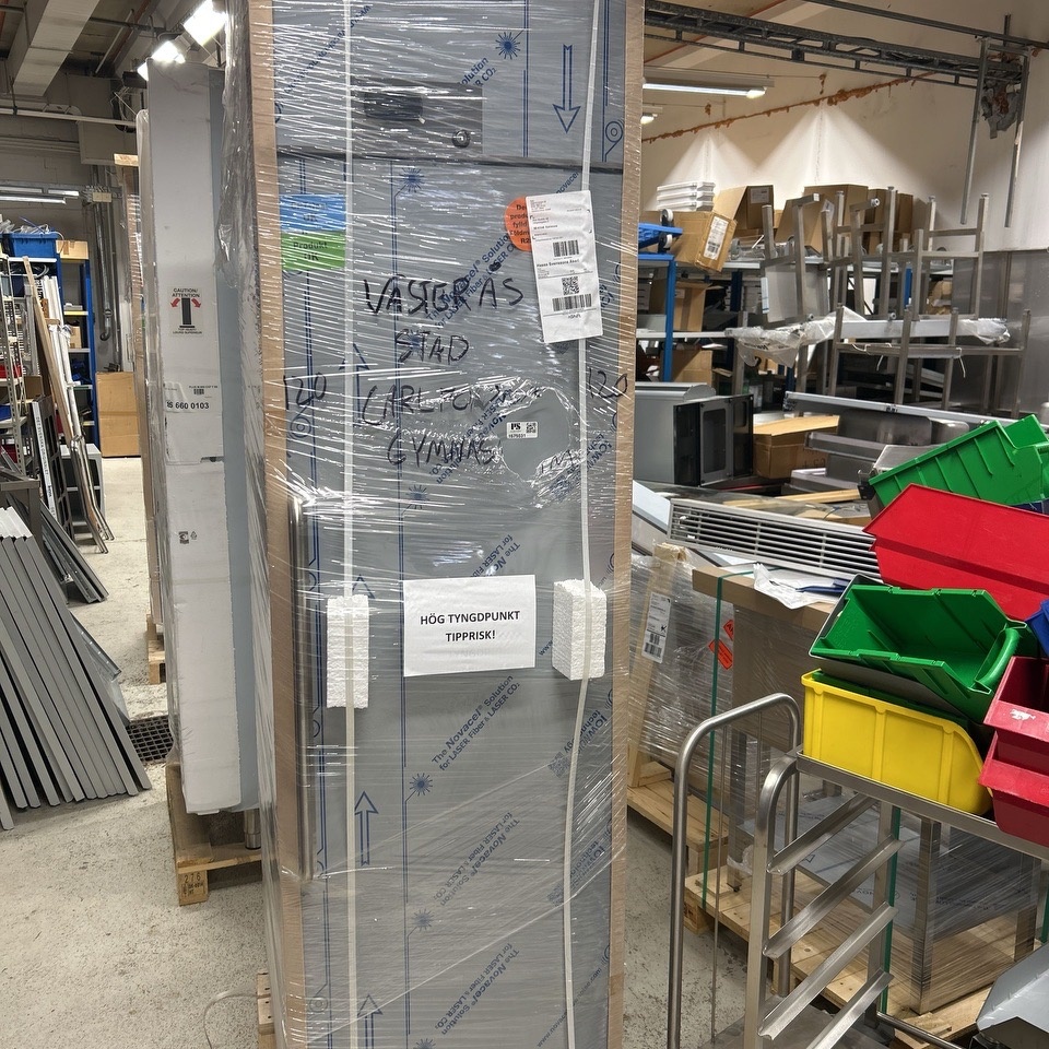 1575031-2 Kylskåp - Haglund BRIS 600 (Ny i förpackning)