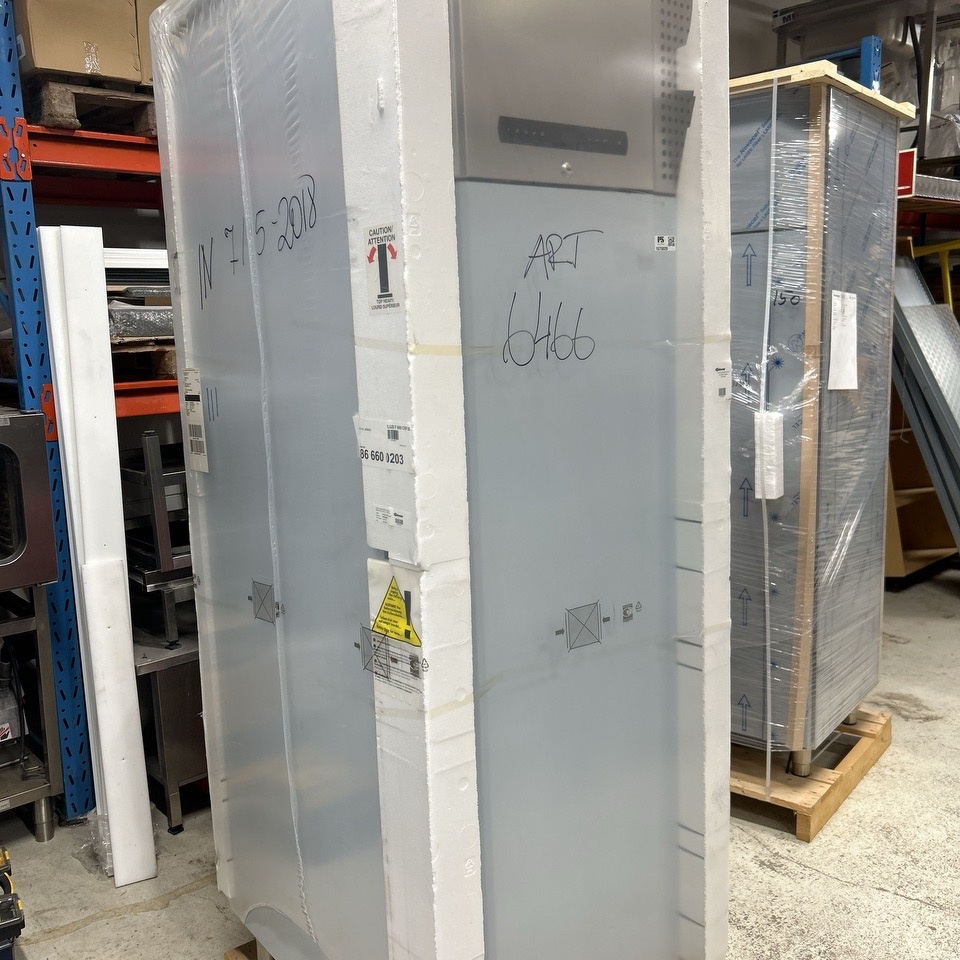 1575029-1 Frys - Gram PLUS F 660 CXF 5S (Ny i förpackning)