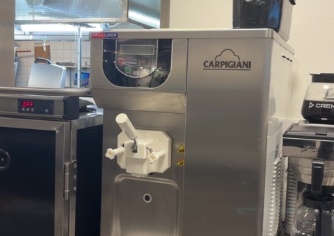 Soft ice cream machine with accessories – Carpigiani 191 Steel SP P