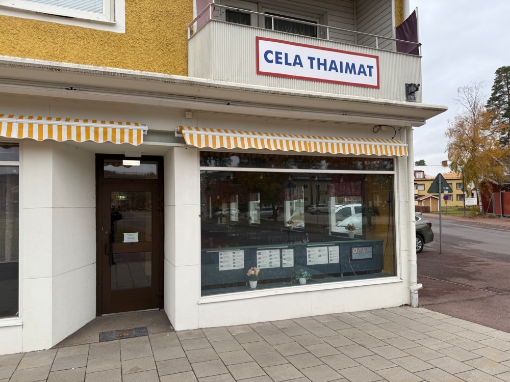 1141043-1 Transfer of Thai restaurant about 1 year old