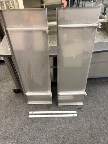 1141702-2 Stainless steel shelves 2 pcs incl rails/brackets. Approx. 130x40 cm