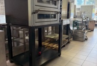 1141703 Obefintligt använd Elektrisk pizzaugn - pizzasten - 990x920 mm - 4+4 x Ø 35 cm - upp till 450 °C
