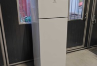 1484621 Kyl / frys Elektrolux LTB1AAE28W0 Ny