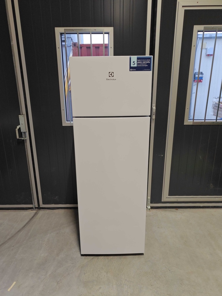 1484621-2 Refrigerator / freezer Elektrolux LTB1AAE28W0 New