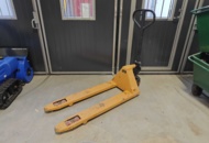 1484626 Pallet truck