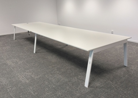 Conference table approx. 500x140, with built-in power outlet