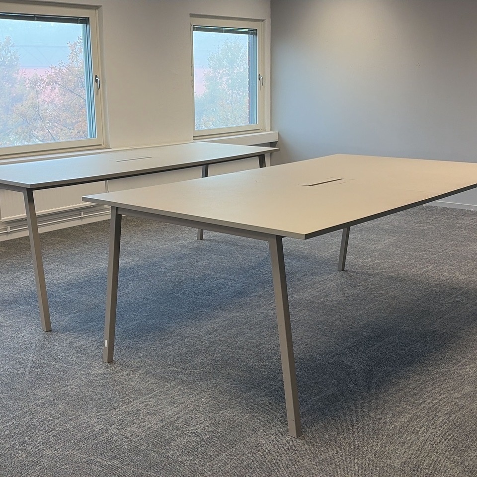 1576485-1 Conference table 2 pcs