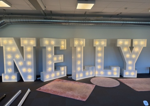 Letters 5 pcs with lighting - approximately 155 x 35 x 203 cm