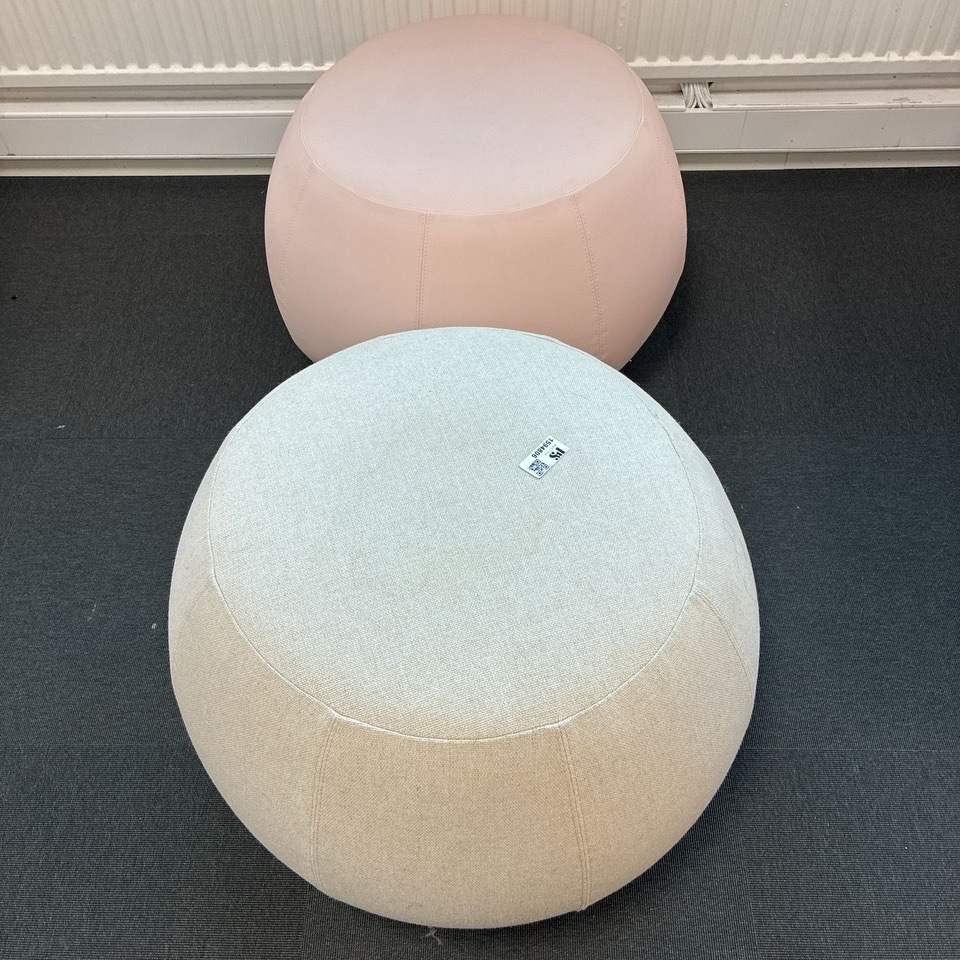 1594806-1 Puffar 2 st, ca ø 63 cm - Arper