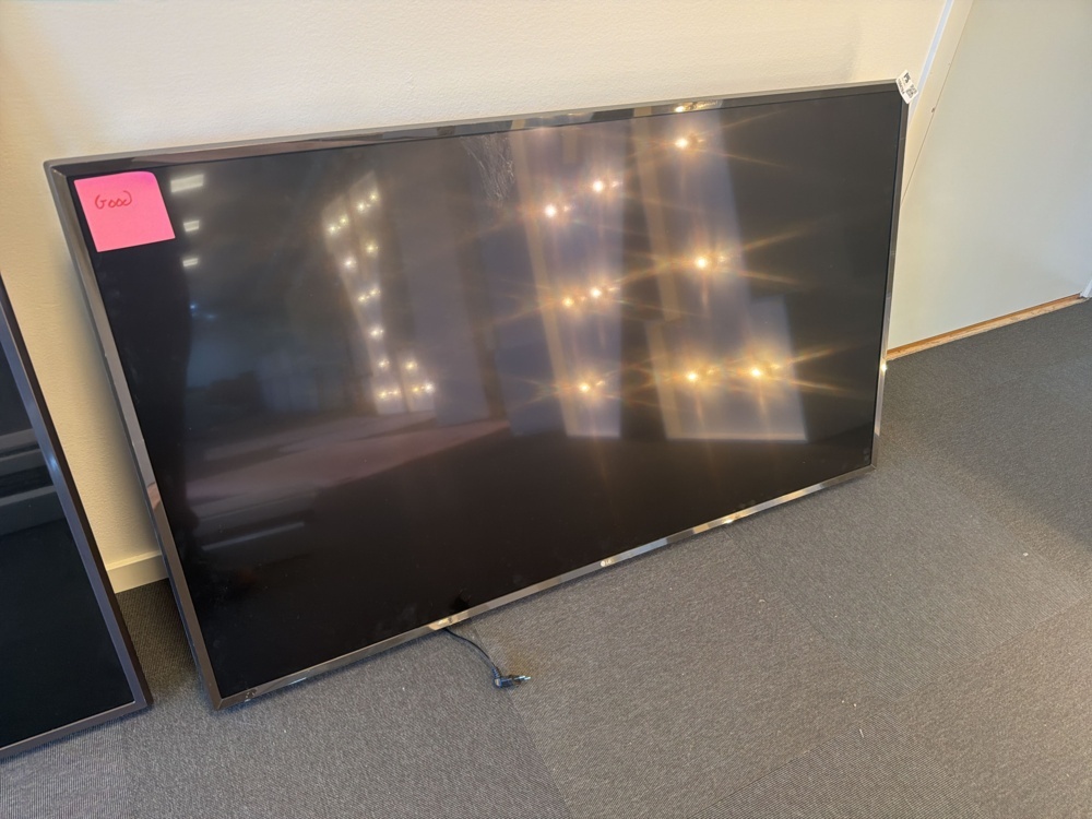 1594784-2 TVs 2 pcs - LG