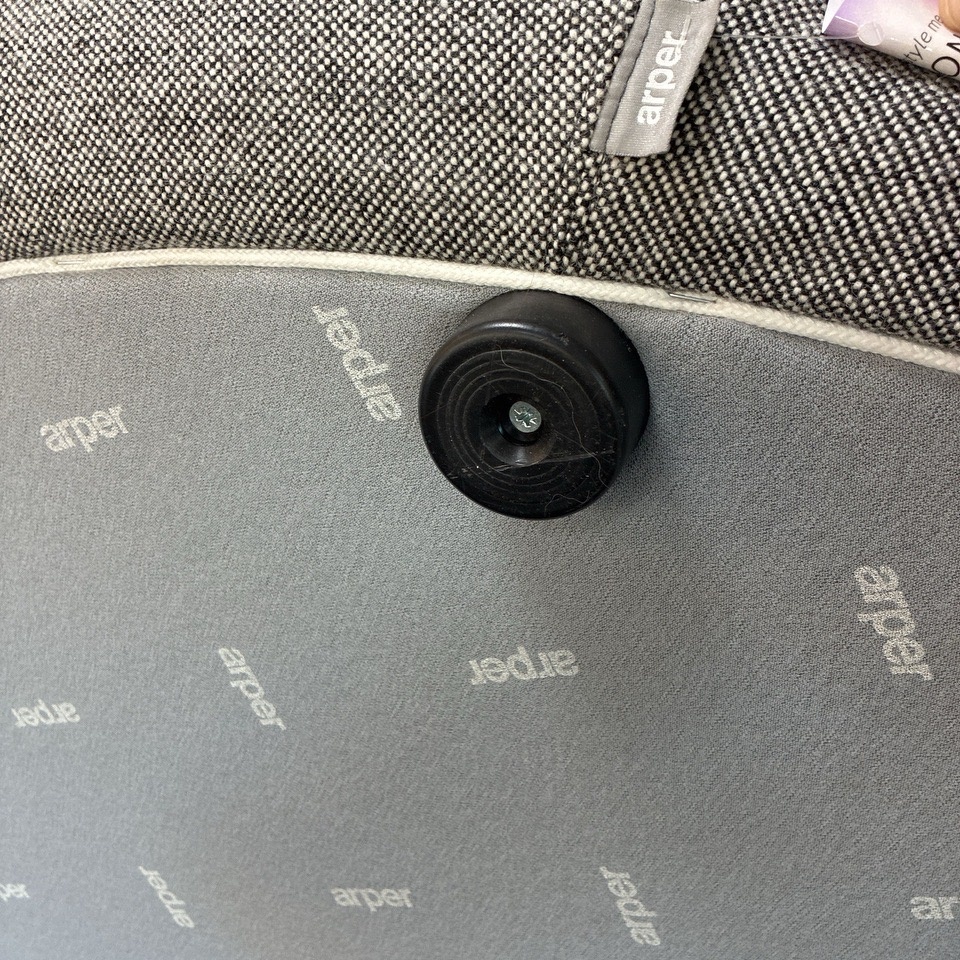 1594804-2 Rund puff ca Ø 165 - Arper