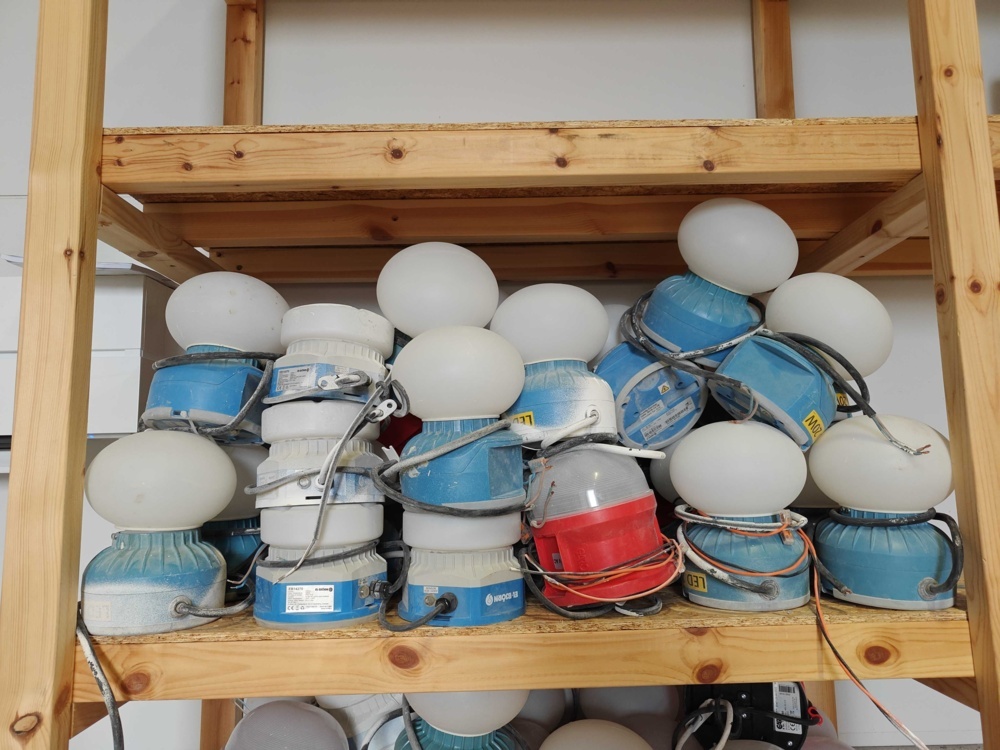 1484648-1 Lot of work lights for construction sites