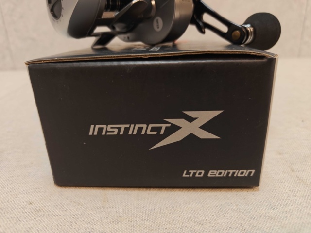 1485823-6 Multirulle BFT Instinct X7 LTD Edition