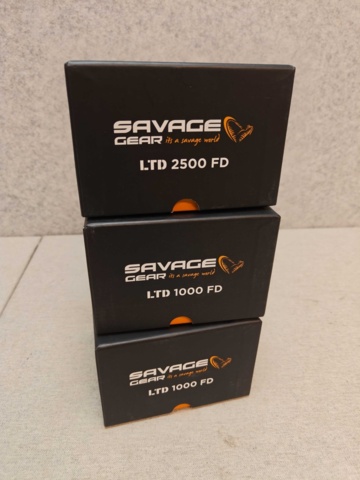 1485828-1 Fiskerullar 3st Savage Gear
