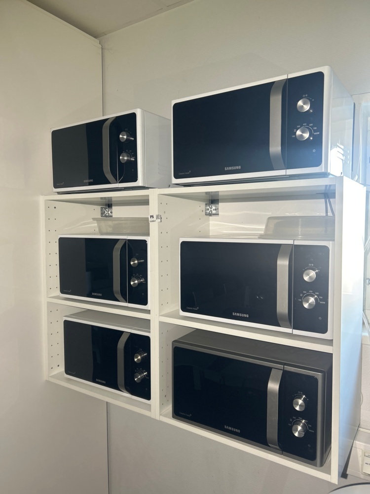 1558657-1 Microwave ovens 6 pcs