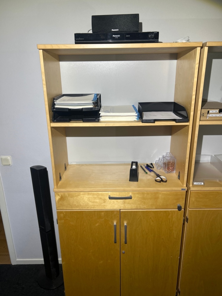1558652-2 Office cabinets Kinnarps, 7 pcs.