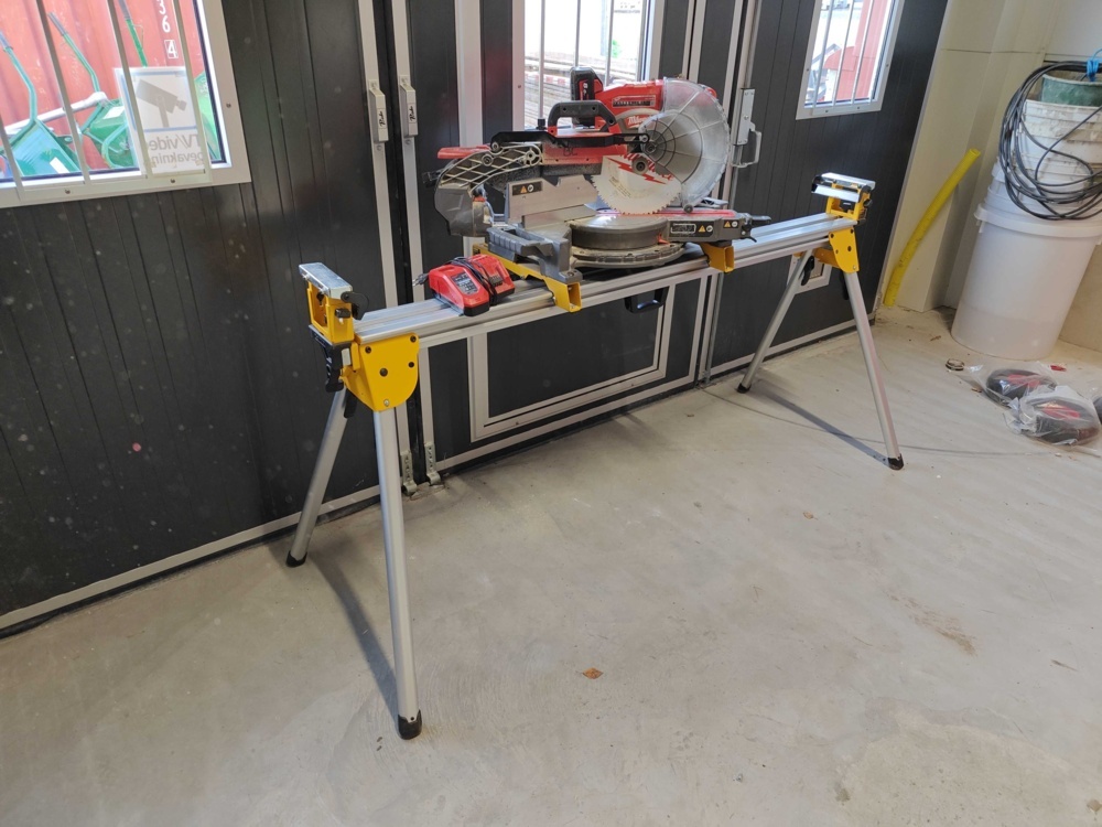 1484658-2 Cut / miter saw Milwaukee FMS254