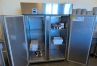 1458516 ZANUSSI frysskåp 1430 liter – dubbeldörr – rostfritt