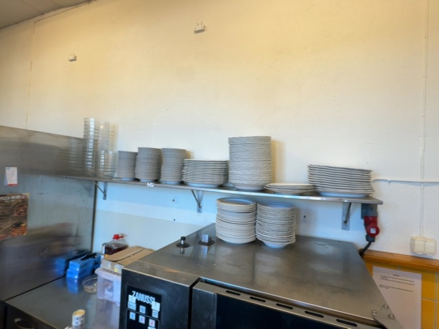 1458518-2 Restaurangporslin ca 200 enheter