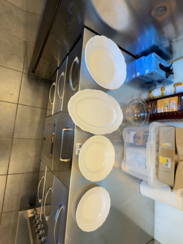 1458518-6 Restaurangporslin ca 200 enheter
