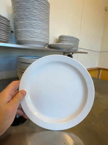 1458518-19 Restaurangporslin ca 200 enheter