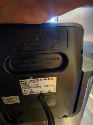 1458520-7 Elektrisk fritös – TEFAL Oleoclean Pro Inox & Design – 3,5 liter – automatisk oljefiltreringt