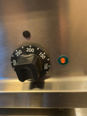 1458521-6 Professionell elektrisk stekhäll – ZANUSSI – slät stekyta – rostfri