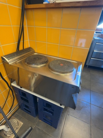 1458524-2 Elektrisk restaurangspis – Zanussi – 2 kokplattor – rostfri