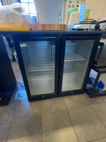 1458527-1 Barkyl / flaskkyl – 2 glasdörrar – 200 liter – svart