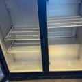 1458527-3 Barkyl / flaskkyl – 2 glasdörrar – 200 liter – svart