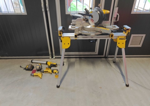 DeWalt package