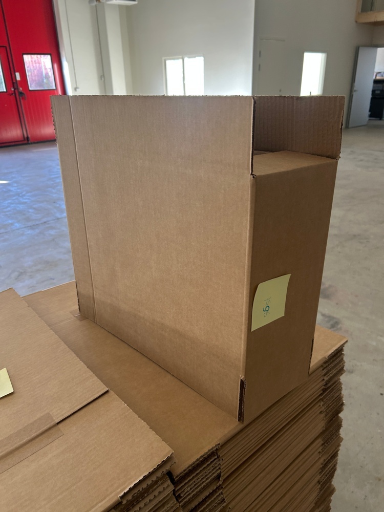 1558675-2 Cartons, approx. 400 pcs.