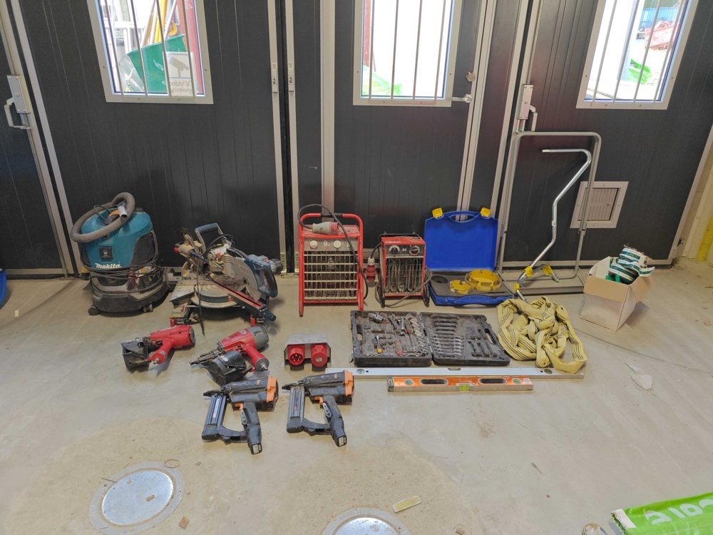 1484668-1 Vacuum cleaners, chop saws, fan heaters, nail guns and more