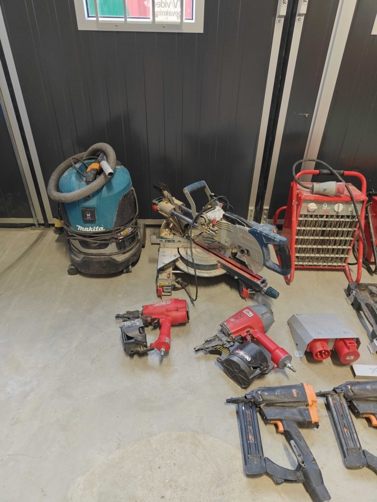 1484668-2 Vacuum cleaners, chop saws, fan heaters, nail guns and more