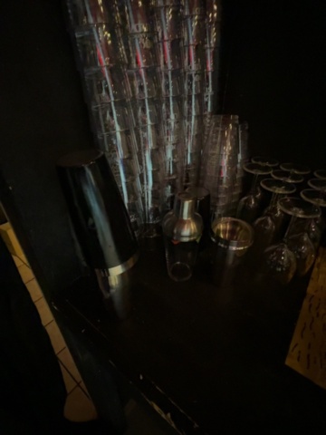 1458536-12 Stort parti bartillbehör, glas, drinkutrustning, ishinkar & spegelr