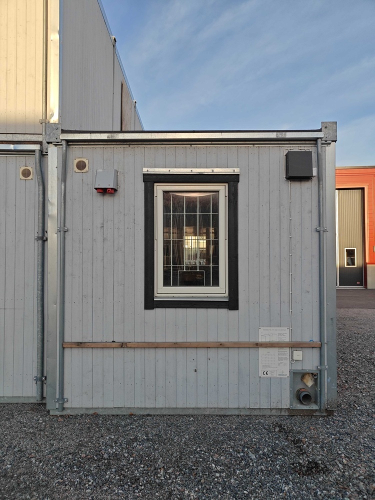 1484671-2 Crew shed OMT6DW