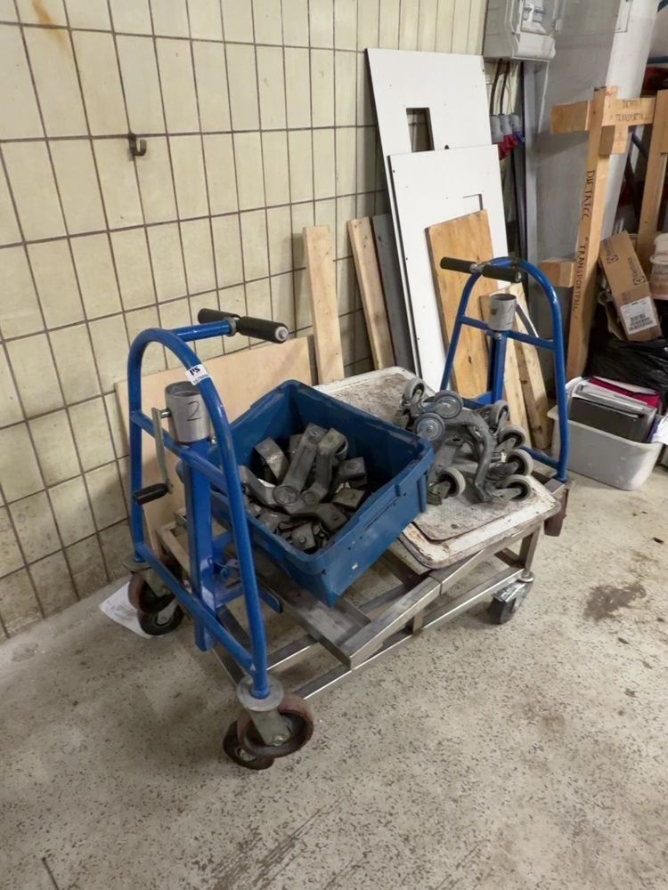 1575066-2 Transportvagnar 2 st