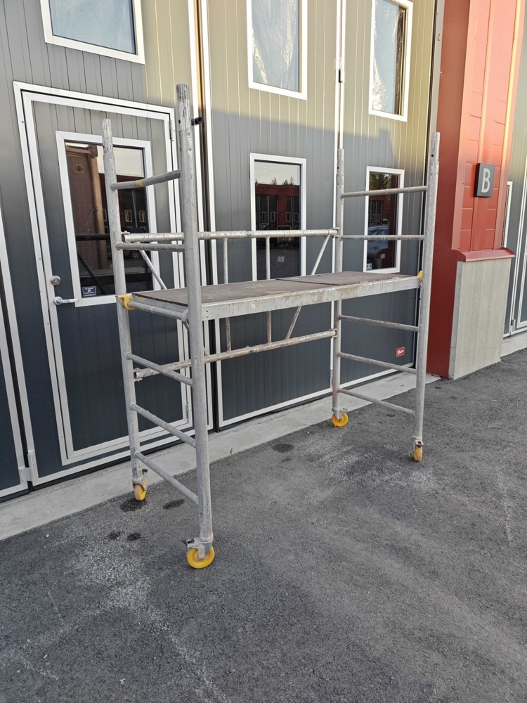 1484672-1 Painter's easel