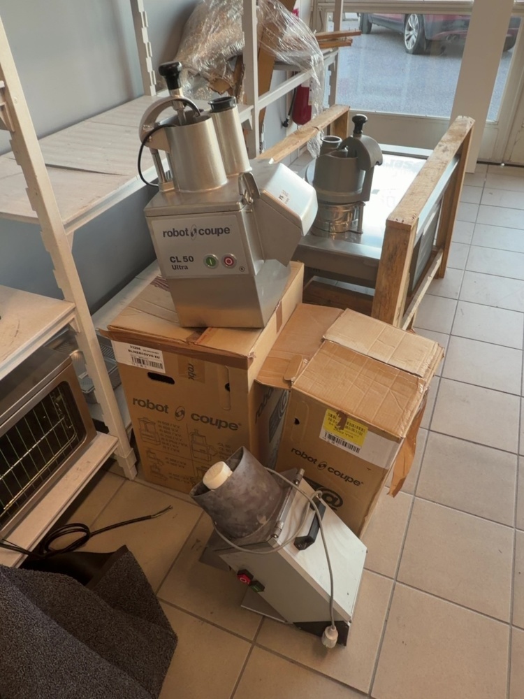 1574990-1 Samling köksmaskiner - Robot Coupe, Hällde