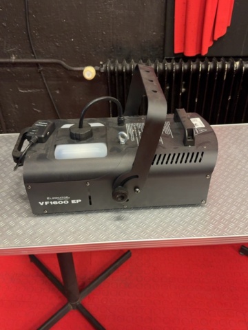 1458557-1 Rökmaskin med tillbehör - Eliminator Lighting VF1600 EP