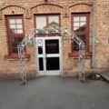 1458535-1 Trossportal / Entréportal i aluminium med belysning – ca 240 cm hög