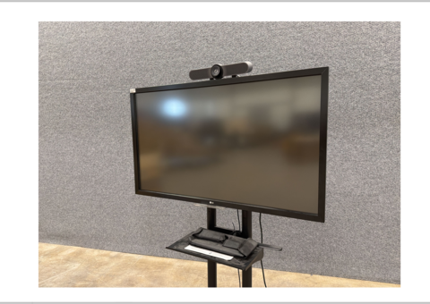 Avyttring komplett videokonferenssystem & projektorer
