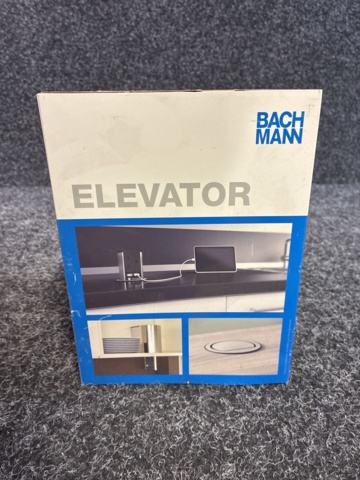 1602717-4 Uttag BACHMANN Popup Elevator - höj- och sänkbar